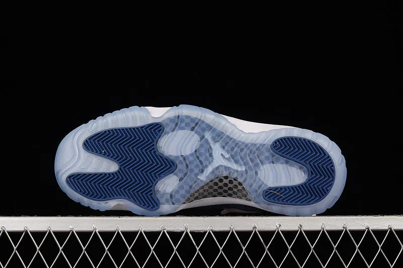 AIR JORDAN 11 RETRO LOW NAVY SNAKESKIN 2019 WHITE/BLACK