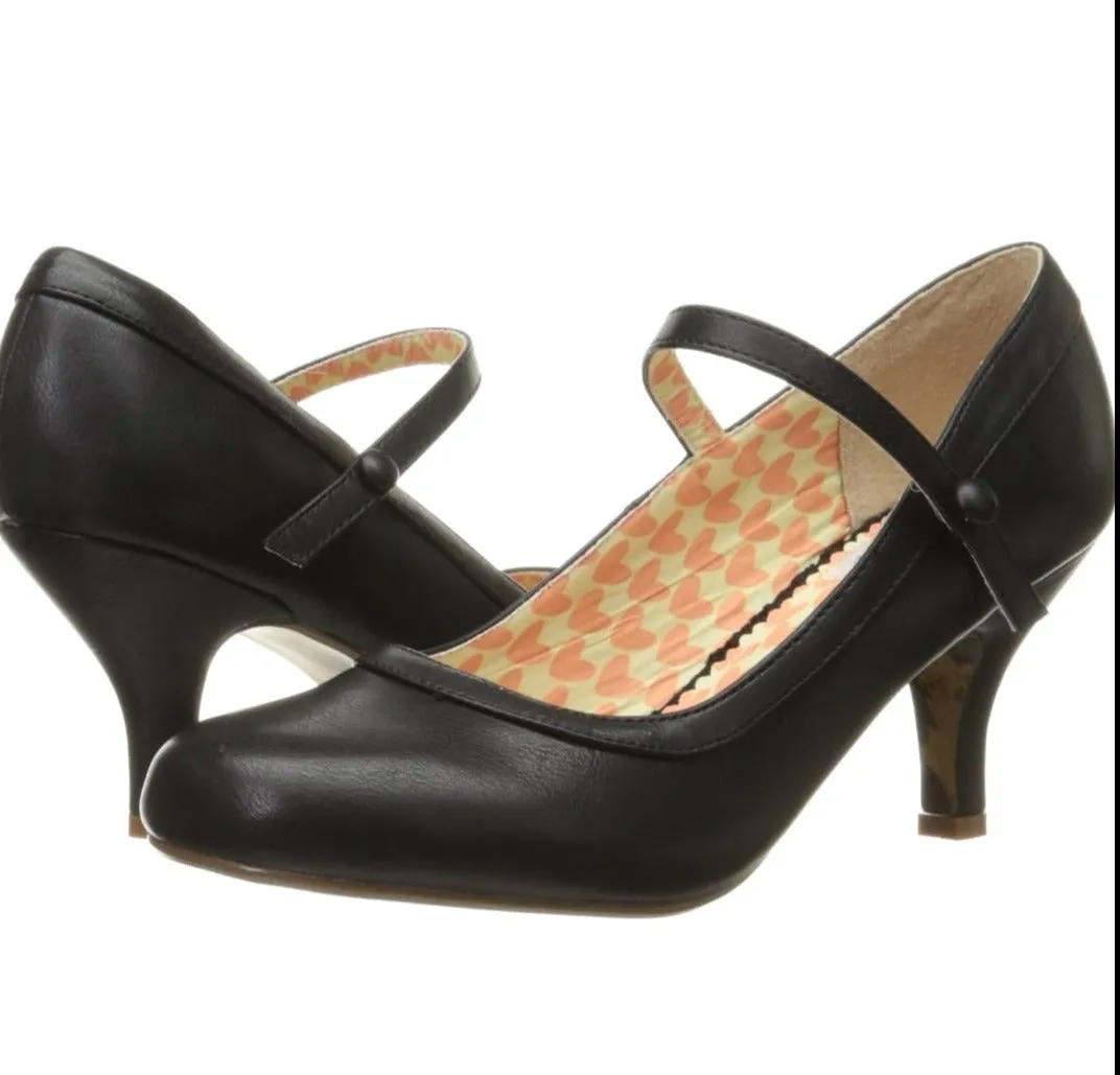 Bettie Page Bettie Mary Jane 3" Heel Pumps