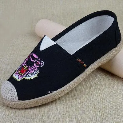 Casual Embroidered Woven Flat Canvas Shoes