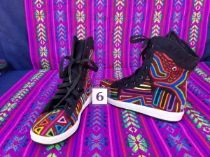 High-top Mola Shoes - Size 6 - Rosetta