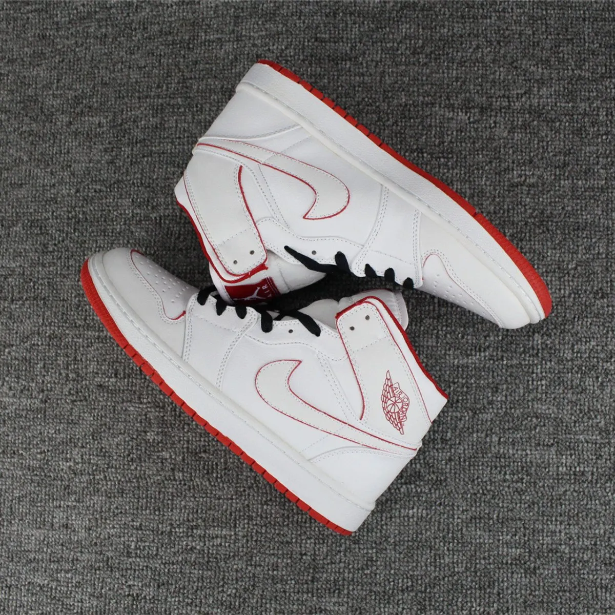 JORDAN 1 RETRO MID x WHITE GYM RED BLACK