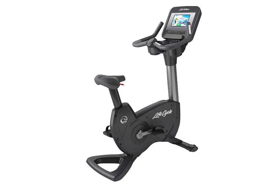 Life Fitness Platinum Club Series Upright Lifecycle Exercise Bike