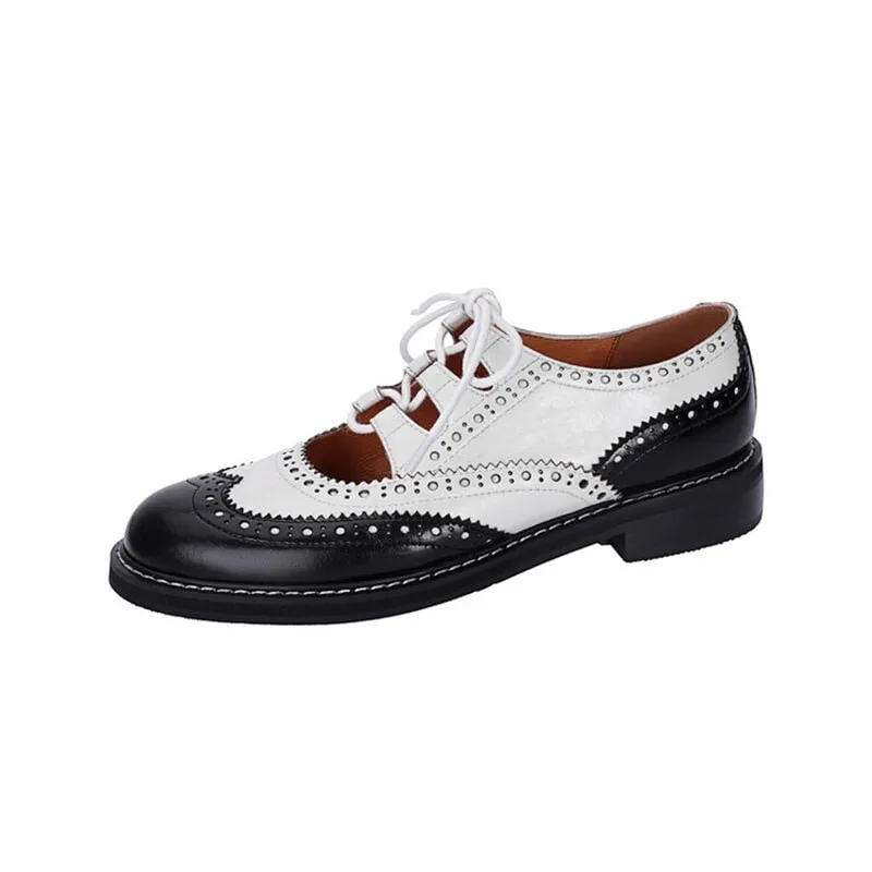 Retro Lace Up Leather Shoes Round Toe Brogue Oxford Shoes in Black/Brown/White