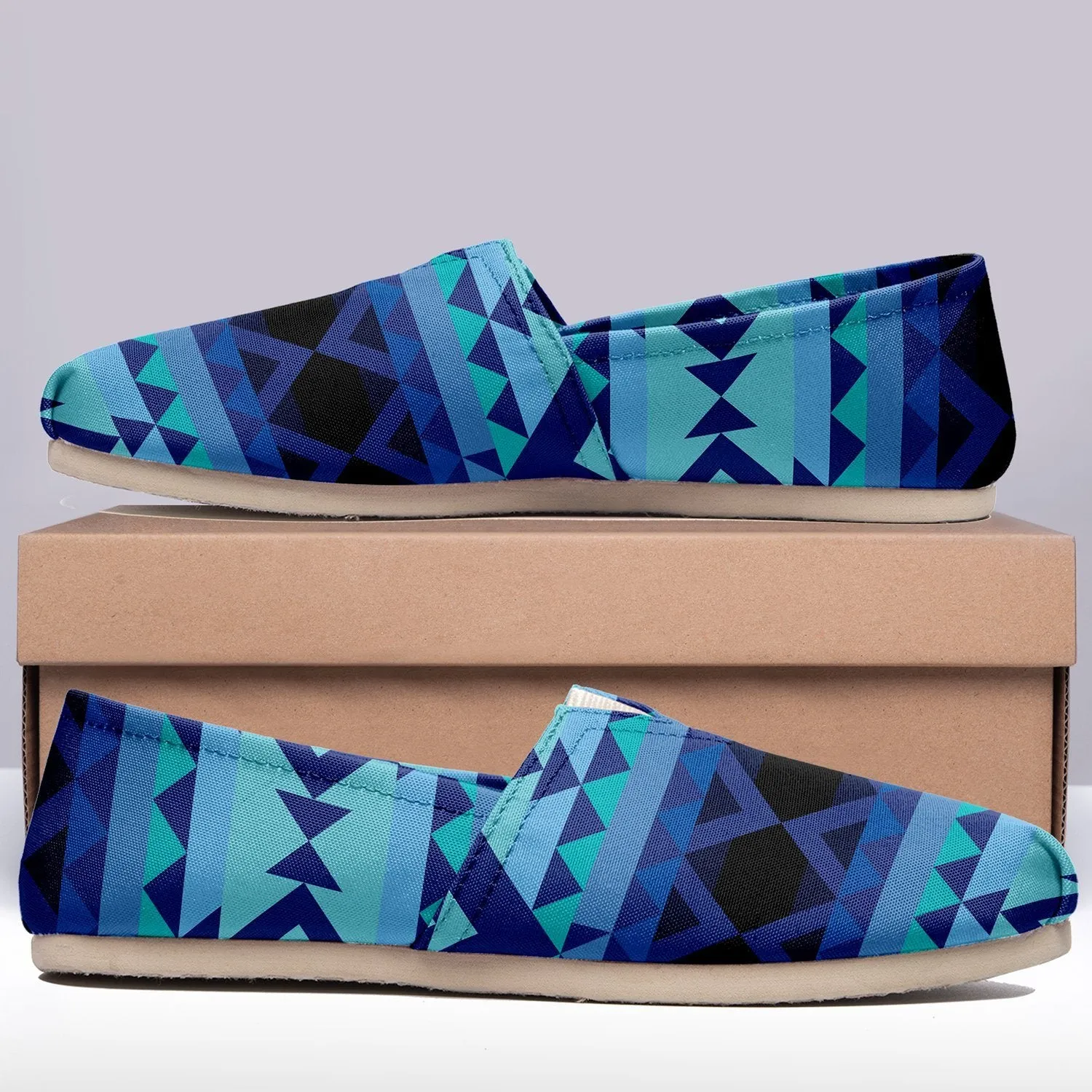 Tipi Slip On